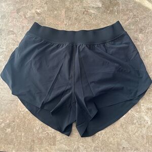 CRZ YOGA  running black shorts size M (8-10)